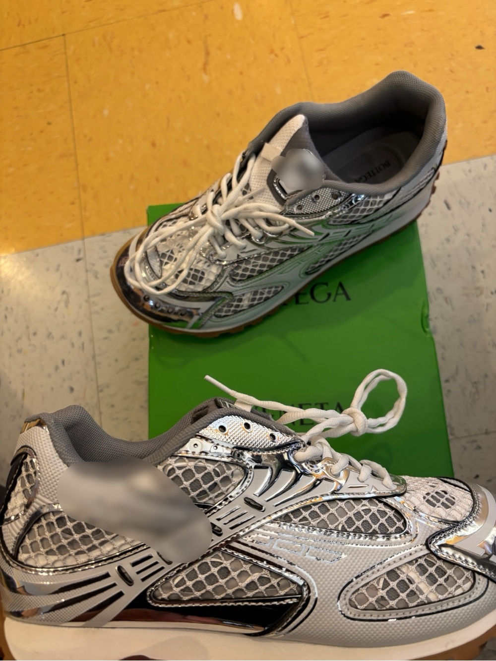 Silver Sneakers Veneta